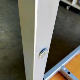  - WINI 200x100 en 160x80 beuken zeer degelijke ihv bureaus 64-82 cm stevig grijs demontabel metalen frame - gemonteerd (26)