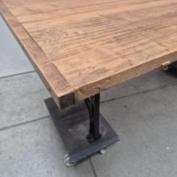  - zware massief houten tafel met antieke gietijzeren poten afm 200x100x75 cm 40 mm blad  (4)