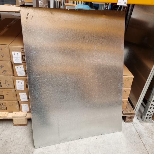  - partij verzinkte stalen platen afmeting 122,5x76 (2)
