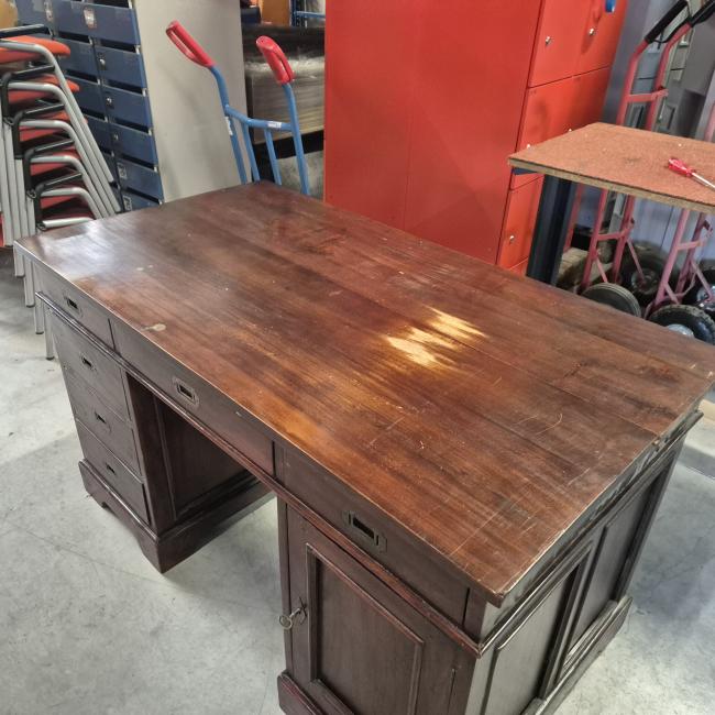  - vintage bureau afm 135x74 cm hoogte 80 cm  (4)
