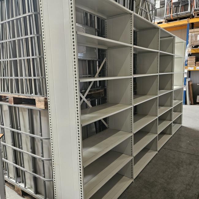  - witte metalen stelling 4 meter (3)