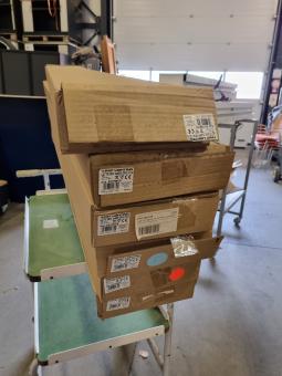  - 6X TL ARMATUUR OPBOUW 2X49 WATT ARMATUUR  AFM 160X20X6,5 CM  (8)
