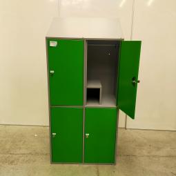  - partij 4-deurs lockers extra grote deuren groen of blauw (120)