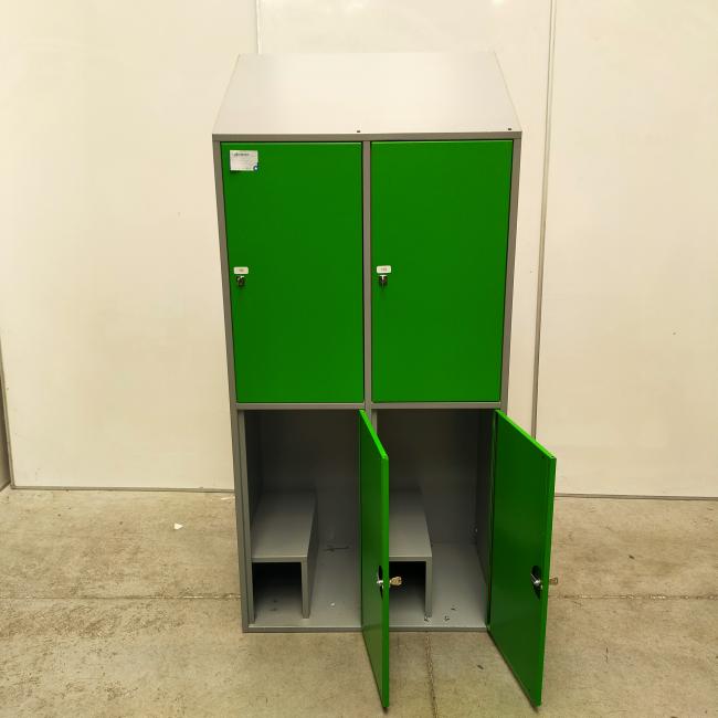 - partij 4-deurs lockers extra grote deuren groen of blauw (128)