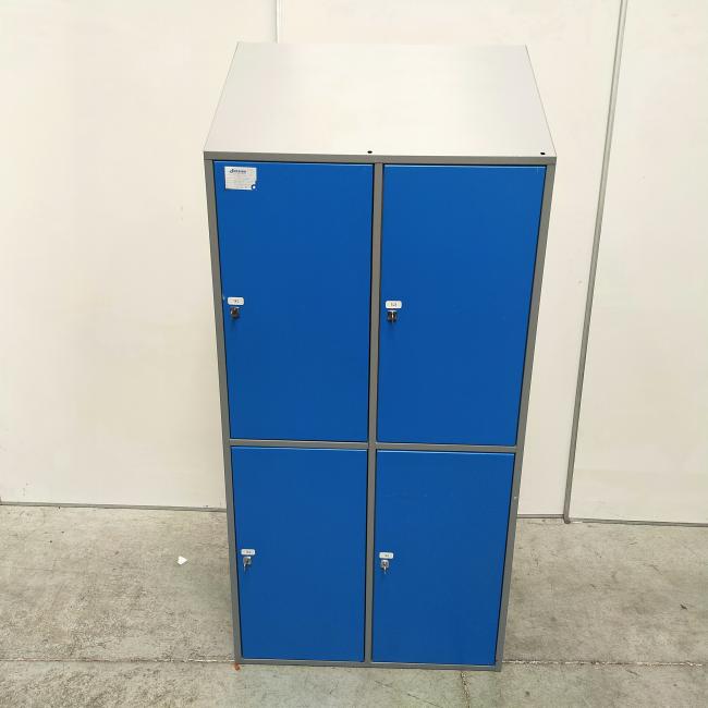  - partij 4-deurs lockers extra grote deuren groen of blauw (136)