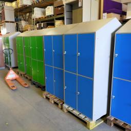  - partij 4-deurs lockers extra grote deuren groen of blauw (5)