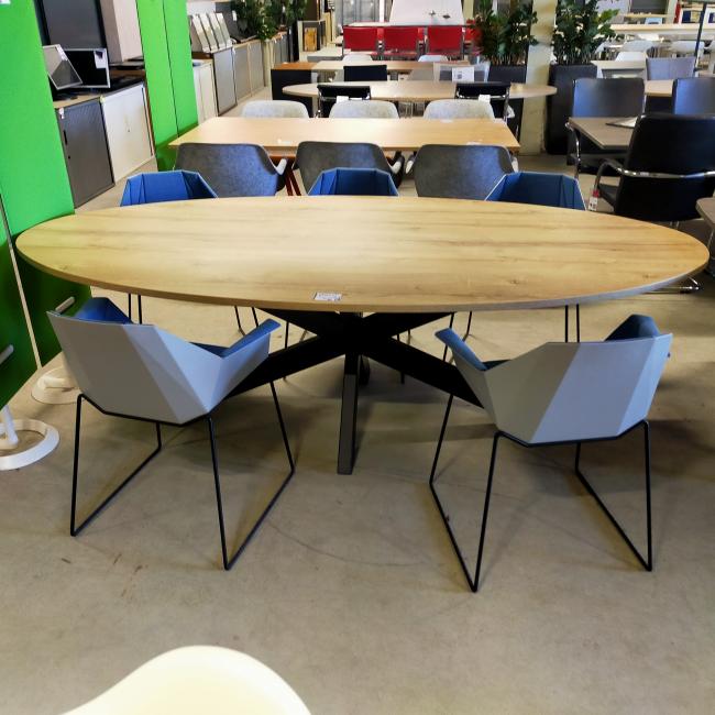  - 10x nieuwe tafels ovaal met zwarte metalen spinpoot (2)