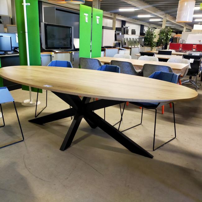 - 10x nieuwe tafels ovaal met zwarte metalen spinpoot (23)