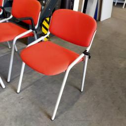  - partij eromes stapelstoelen oranje stof grijs metalen frame koppelbaar (8)