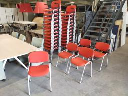 - partij eromes stapelstoelen oranje stof grijs metalen frame koppelbaar (20)