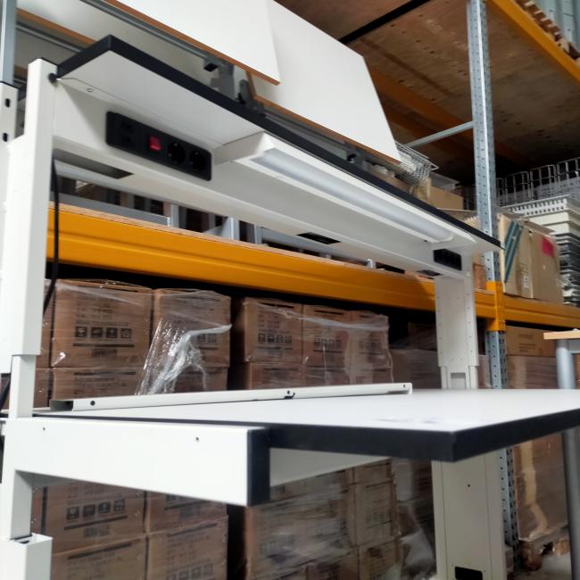  - 1x met en 1x zonder verlichting elektra (47)