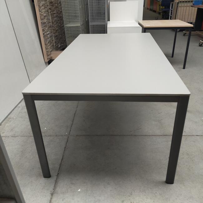  - 3x ahrend synta 200x100 cm 2x donker en 1x licht frame met 3x donkere poten (8)