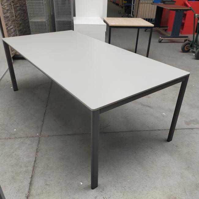  - 3x ahrend synta 200x100 cm 2x donker en 1x licht frame met 3x donkere poten (12)