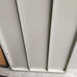  - 3x ahrend synta 200x100 cm 2x donker en 1x licht frame met 3x donkere poten (18)