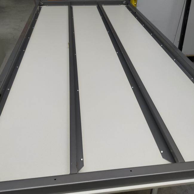  - 3x ahrend synta 200x100 cm 2x donker en 1x licht frame met 3x donkere poten (42)