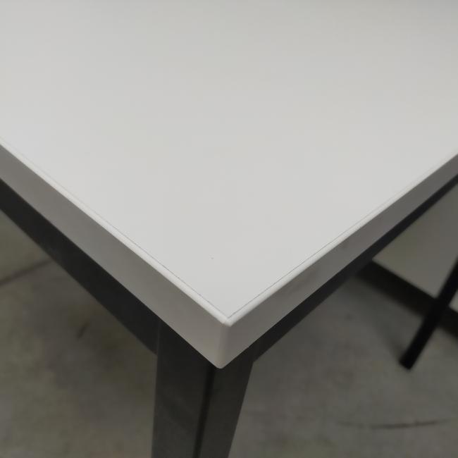  - 2x 80x80 cm wit blad zwarte metalen poten gedemonteerd (21)