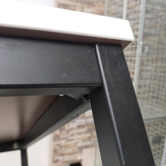  - 2x 80x80 cm wit blad zwarte metalen poten gedemonteerd (23)