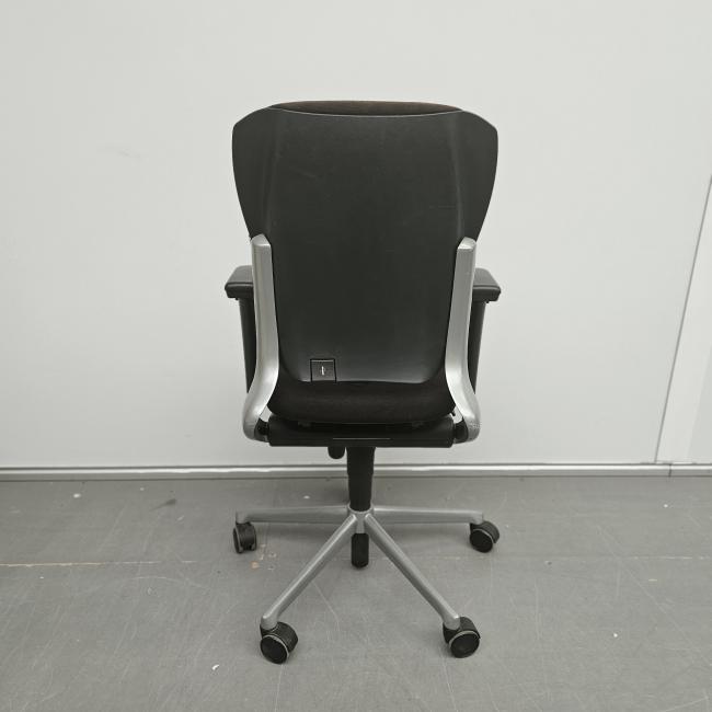 - 2025-09-27 12.18.32