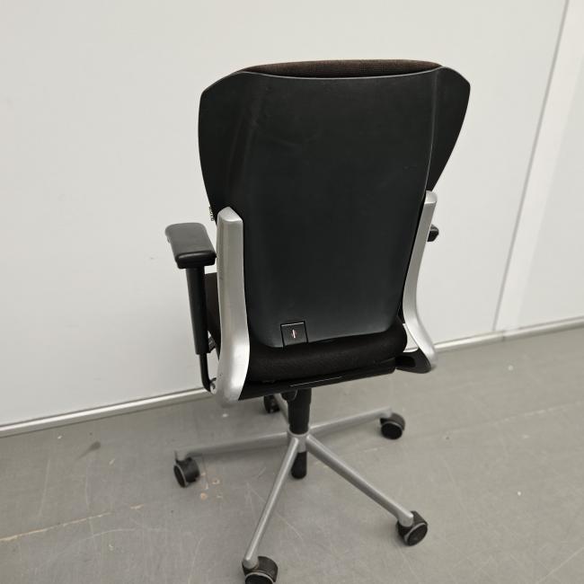 - 2025-09-27 12.18.47