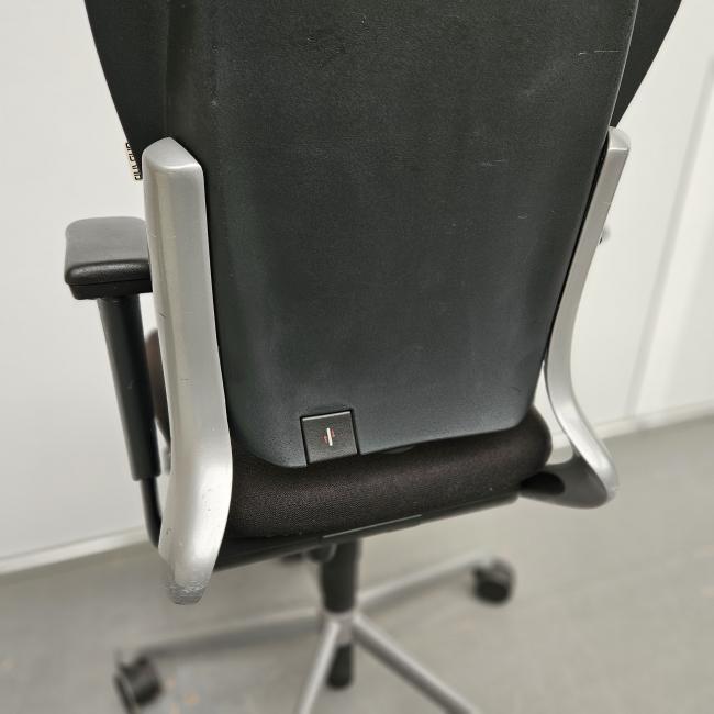 - 2025-09-27 12.18.50