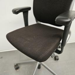 - 2025-09-27 12.19.00