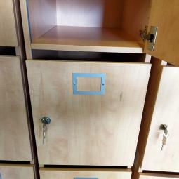  - partij 34x VEPA 4-deurs met evt moedersleutel +15,- pst (25)