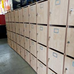  - partij 34x VEPA 4-deurs met evt moedersleutel +15,- pst (29)