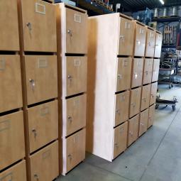  - partij 34x VEPA 4-deurs met evt moedersleutel +15,- pst (55)