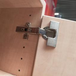  - partij 34x VEPA 4-deurs met evt moedersleutel +15,- pst (12)