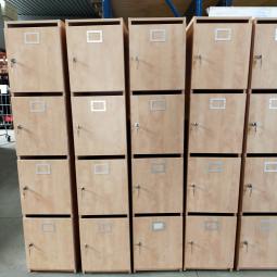  - partij 34x VEPA 4-deurs met evt moedersleutel +15,- pst (18)
