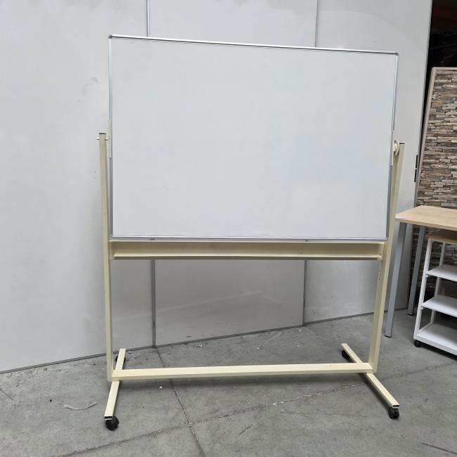  - verrijdbaar whitebord afm bord 150x100 cm kantelbaar 2 zijden  (1)