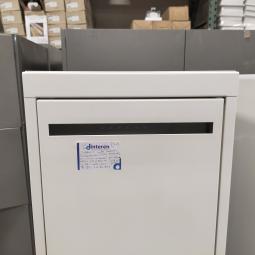  - 3x 2-deurs witte metalen lockerkasten (22)