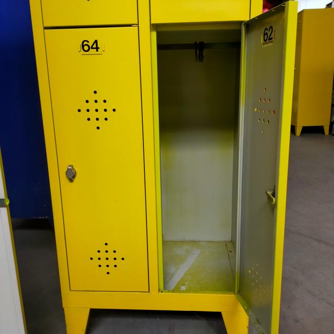  - 2x 4-deurs geel (20)