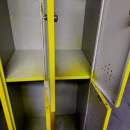 - 2x 4-deurs geel (5)