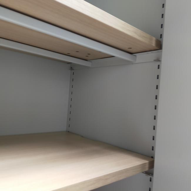  - 4x 795,- p.st. De Raat 195x126x55 grote zware brandvertragende kluiskasten met sleutel en 4 schappen cm (73)