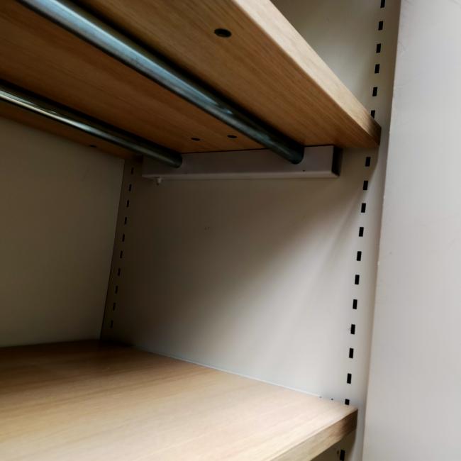  - 4x 795,- p.st. De Raat 195x126x55 grote zware brandvertragende kluiskasten met sleutel en 4 schappen cm (46)