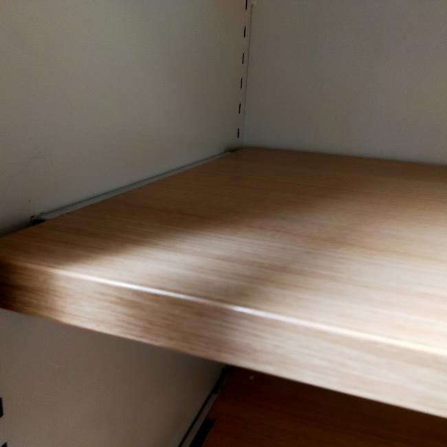  - 4x 795,- p.st. De Raat 195x126x55 grote zware brandvertragende kluiskasten met sleutel en 4 schappen cm (49)
