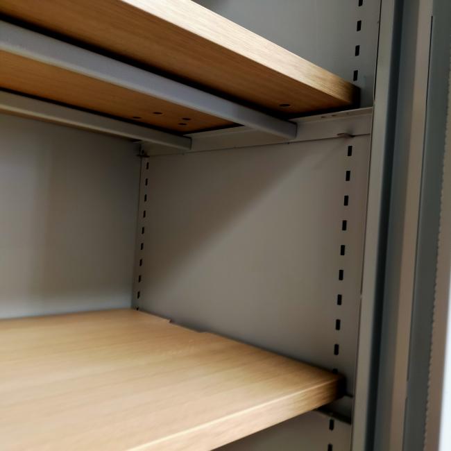  - 4x 795,- p.st. De Raat 195x126x55 grote zware brandvertragende kluiskasten met sleutel en 4 schappen cm (58)