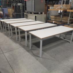  - 5x DE BEUK stevige stalen werkbanken werktafels 125,- p.st (260)