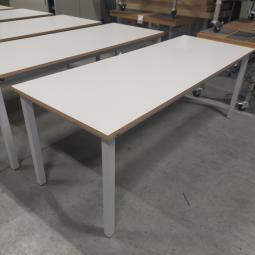  - 5x DE BEUK stevige stalen werkbanken werktafels 125,- p.st (262)