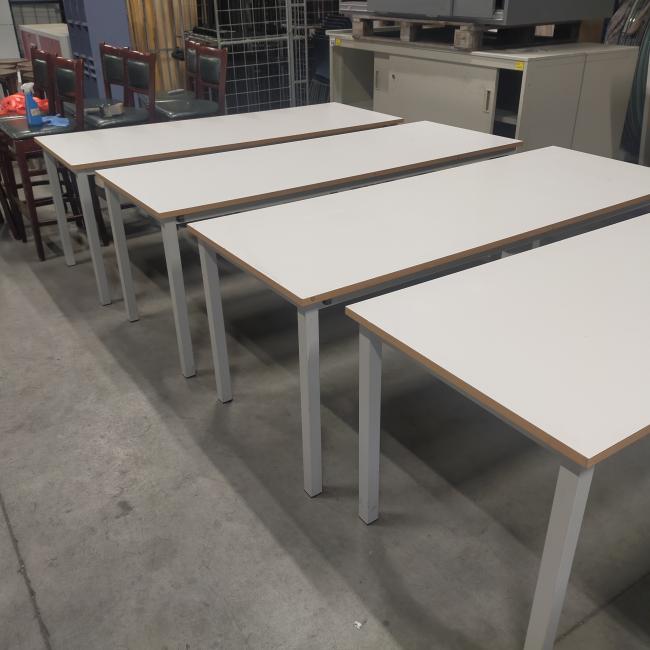  - 5x DE BEUK stevige stalen werkbanken werktafels 125,- p.st (266)