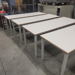  - 5x DE BEUK stevige stalen werkbanken werktafels 125,- p.st (266)