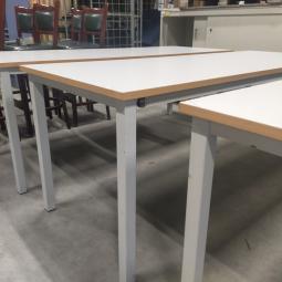  - 5x DE BEUK stevige stalen werkbanken werktafels 125,- p.st (270)