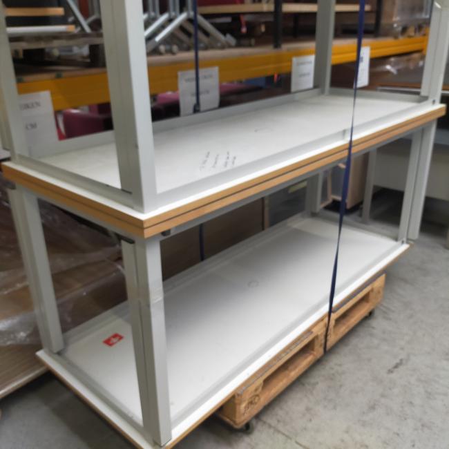  - 5x DE BEUK stevige stalen werkbanken werktafels 125,- p.st (274)