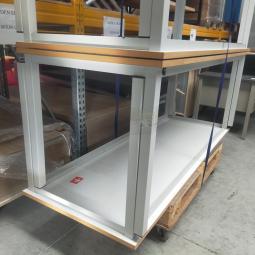  - 5x DE BEUK stevige stalen werkbanken werktafels 125,- p.st (286)