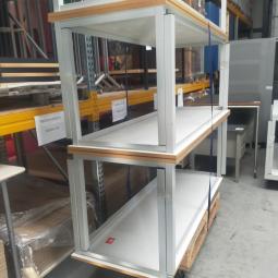  - 5x DE BEUK stevige stalen werkbanken werktafels 125,- p.st (259)