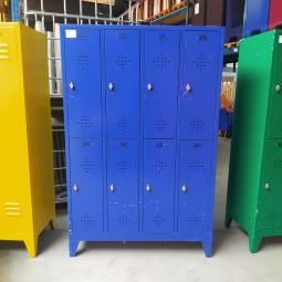  - 8-deurs retro vintage industriele metalen lockerkast 1x groen en 1x blauw (17)