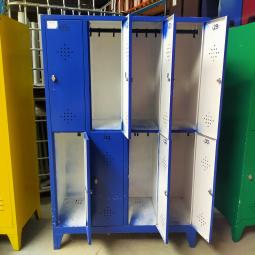  - 8-deurs retro vintage industriele metalen lockerkast 1x groen en 1x blauw (26)