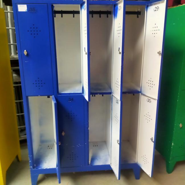  - 8-deurs retro vintage industriele metalen lockerkast 1x groen en 1x blauw (30)