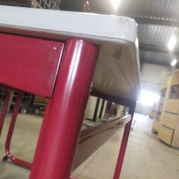  - eromes schooltafels grijs houten blad met rood stalen frame (10)